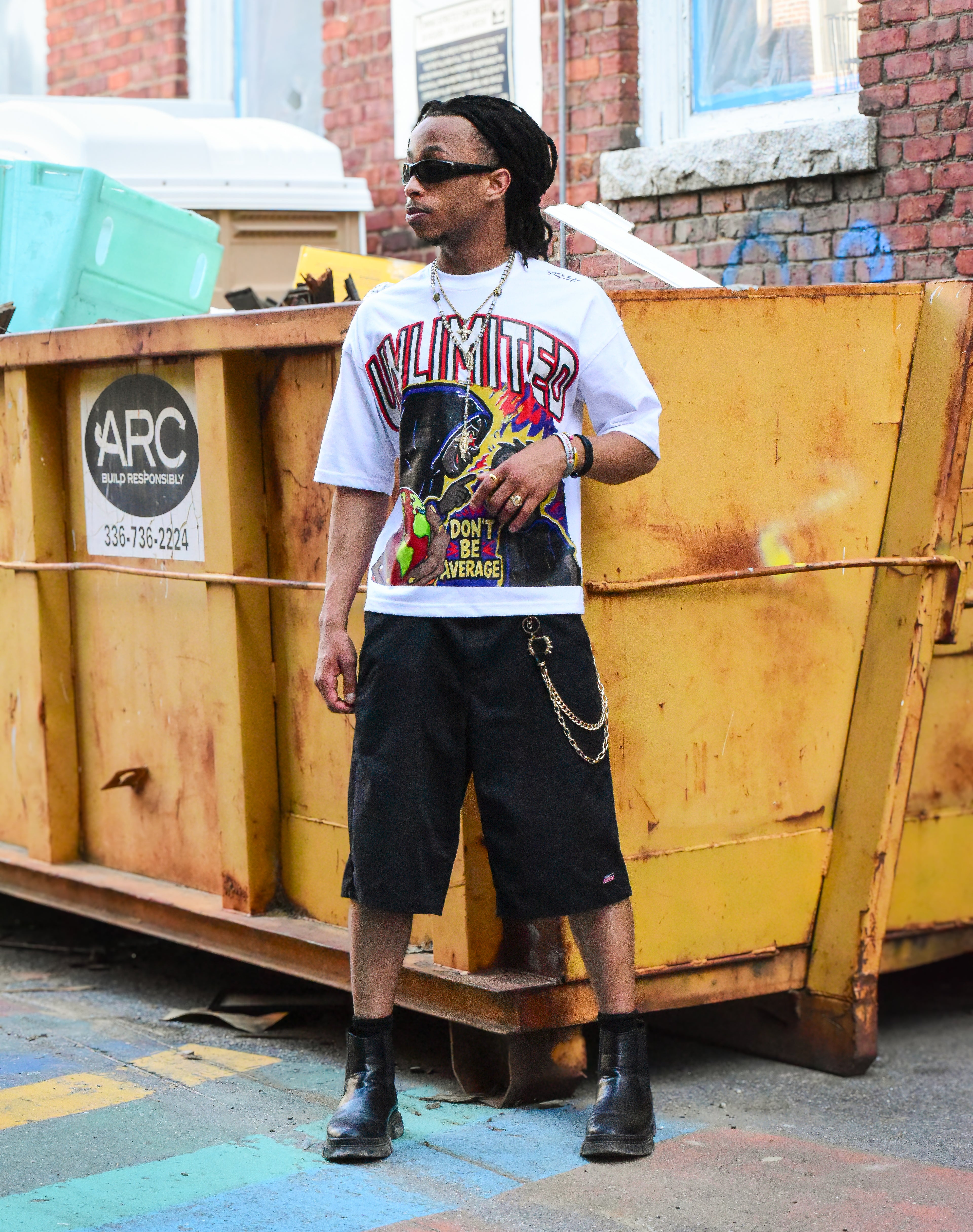 Don't Be Average T-Shirt